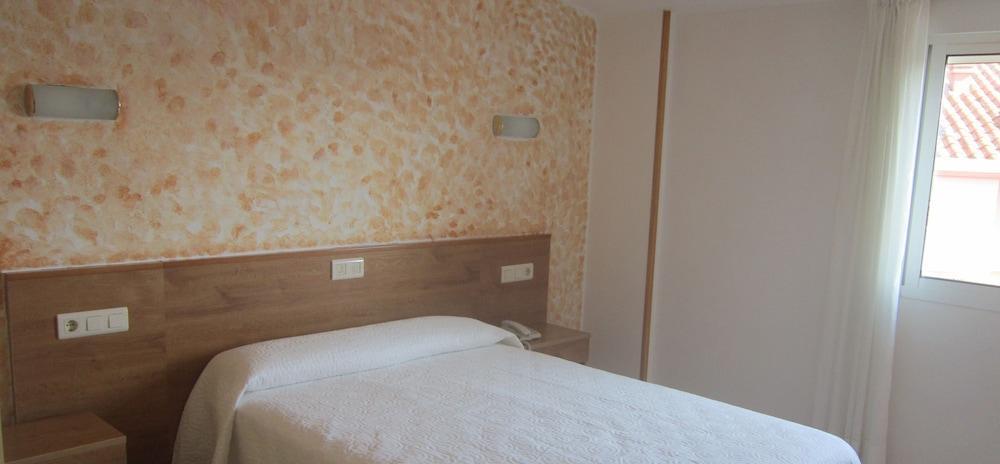Hotel Ronsel Montalvo Extérieur photo